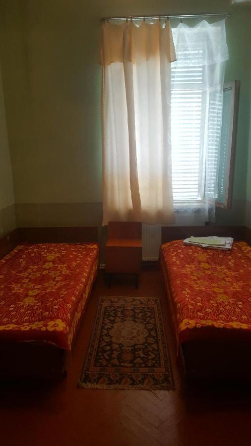קאחתי Firuza Hostel מראה חיצוני תמונה