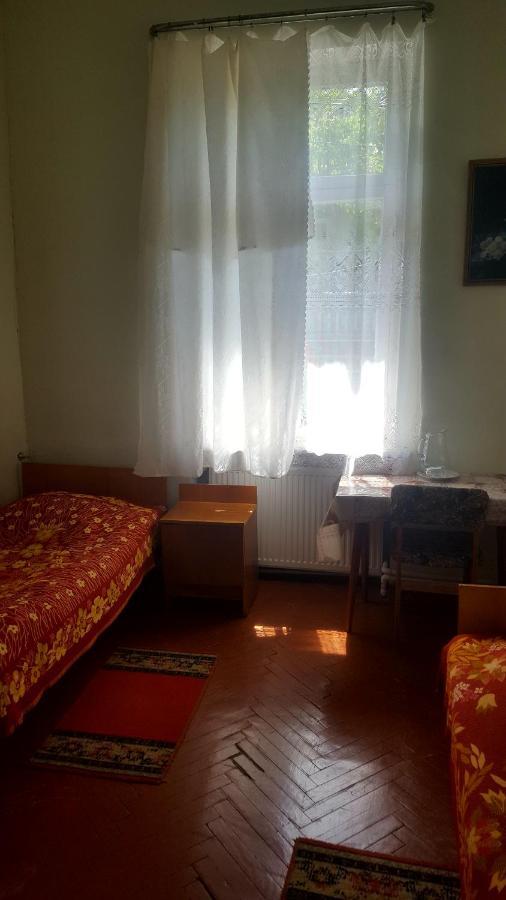 קאחתי Firuza Hostel מראה חיצוני תמונה