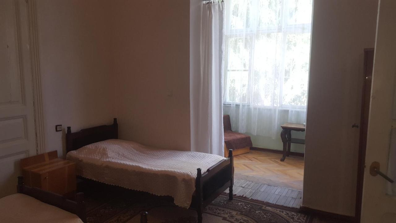 קאחתי Firuza Hostel מראה חיצוני תמונה