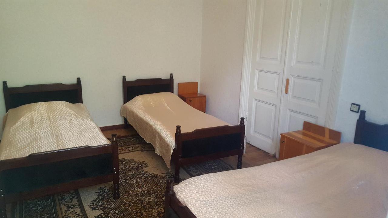 קאחתי Firuza Hostel מראה חיצוני תמונה