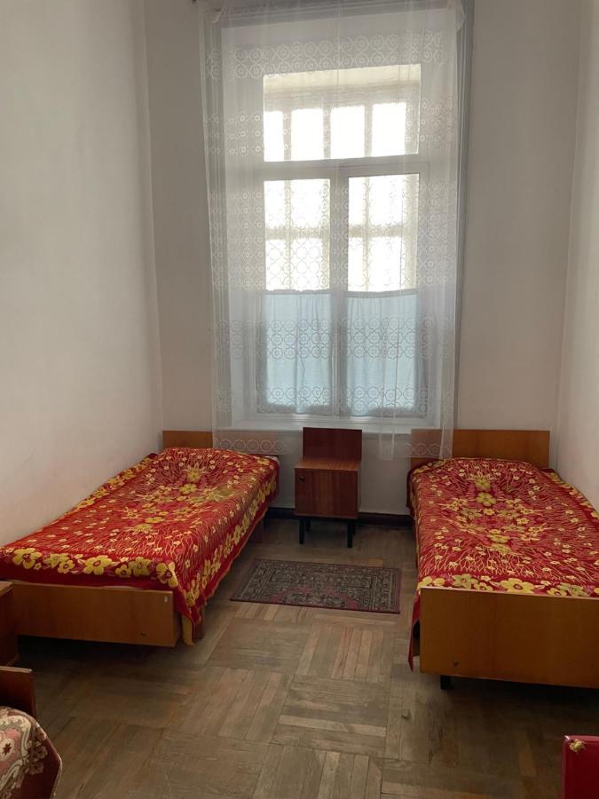 קאחתי Firuza Hostel מראה חיצוני תמונה