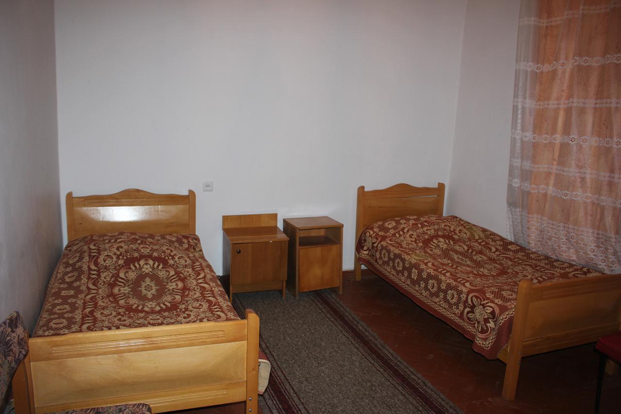 קאחתי Firuza Hostel מראה חיצוני תמונה